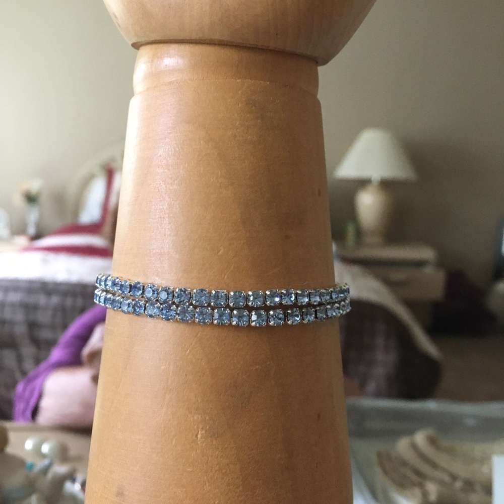 Vintage Roman 2 strand stretch light blue tennis